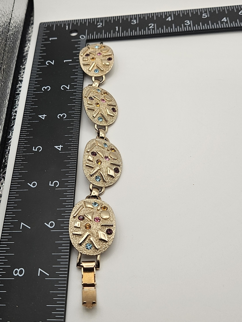 Vintage Sarah Coventry Gold Tone Multi Color Rhinestone Abstract Link Bracelet - Picture 7 of 8